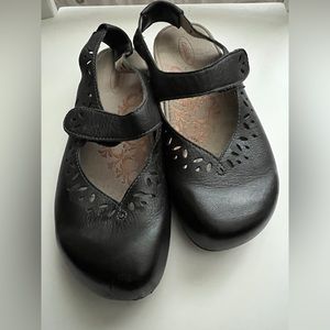 Aetrex Cheryl 8.5 black shoes